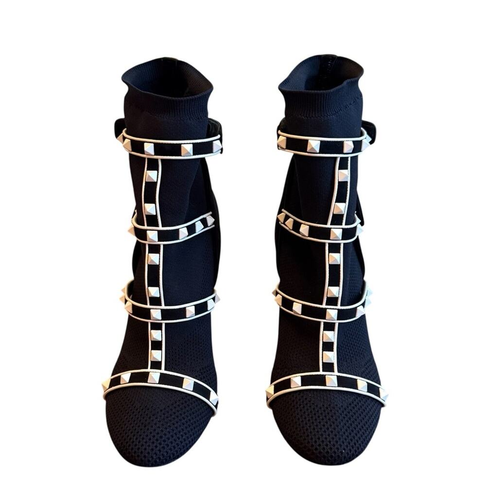 Valentino Garavani Rockstud Bodytech Caged Ankle Booties Black EU 40 US 10 - Picture 2 of 12